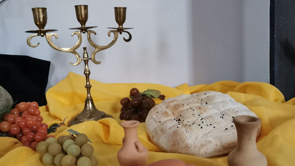 Mit dem Ostergarten wird in der Bilsteiner Kirche die Geschichte Jesu erlebbar gemacht. Besucher sind willkommen. von privat