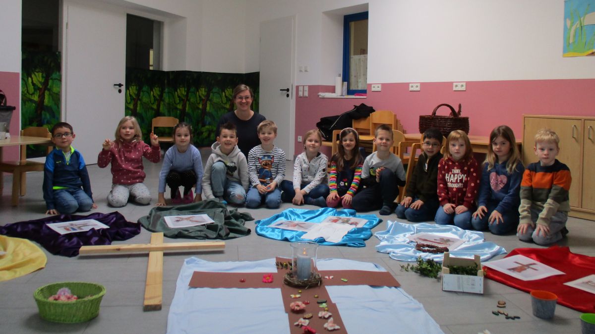 In der Woche vor Ostern gab es im Familienzentrum Panama einen Kinderkreuzweg für die Schulanfänger. von privat