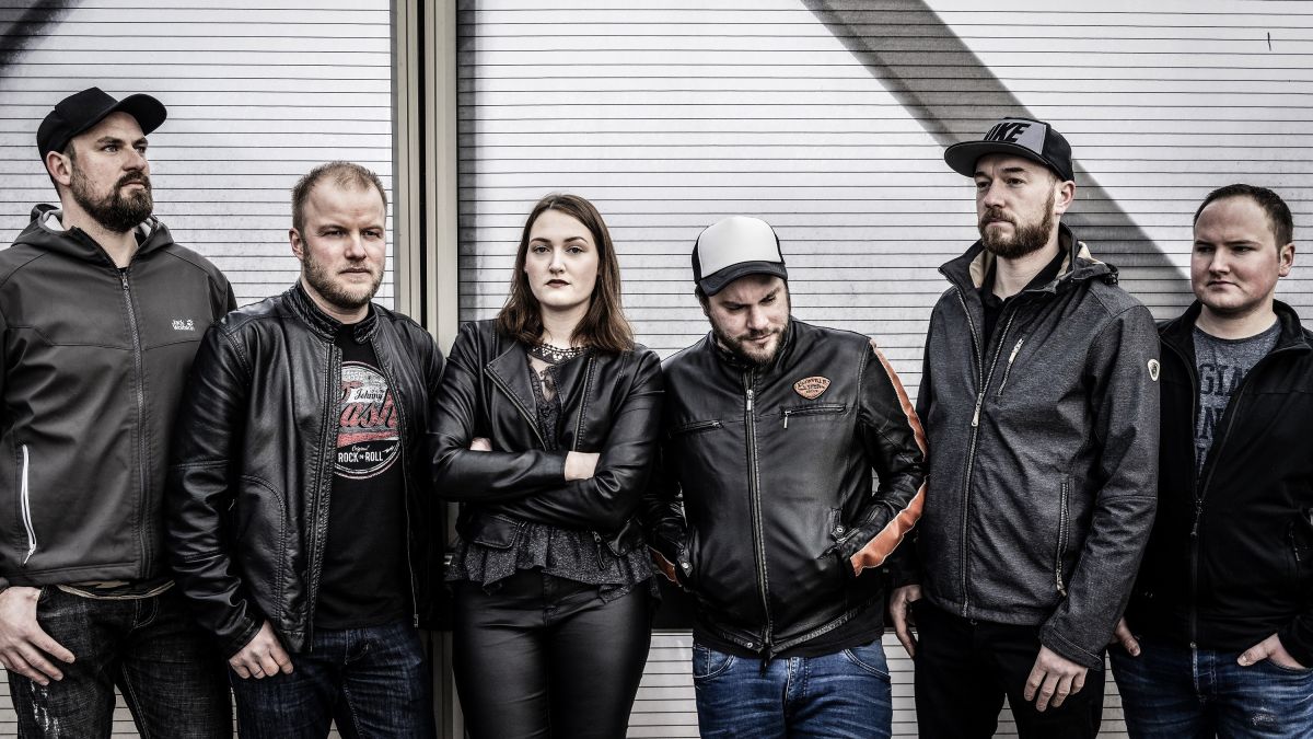 Party pur ist garantiert, wenn die Band „In Between“ und der Königsclub 18:46 Altenhundem wieder in den Mai rocken. von privat