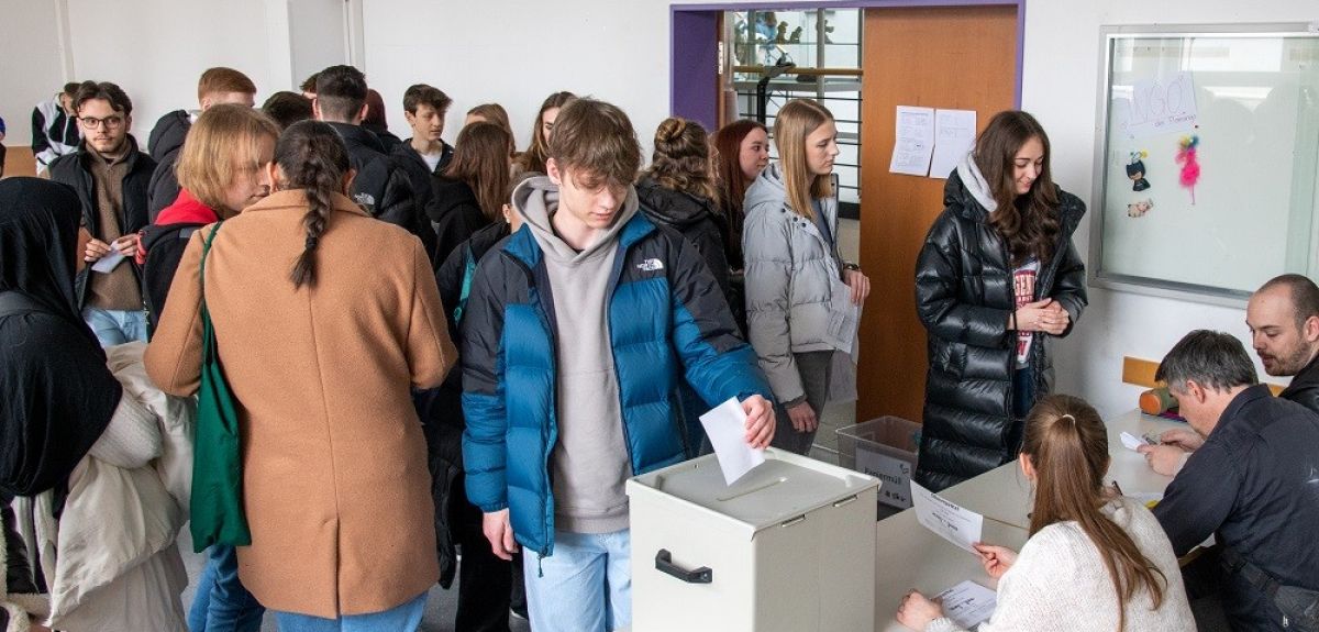 Bei der Wahlsimulation konnten die Schüler ihre Stimme abgeben. von privat