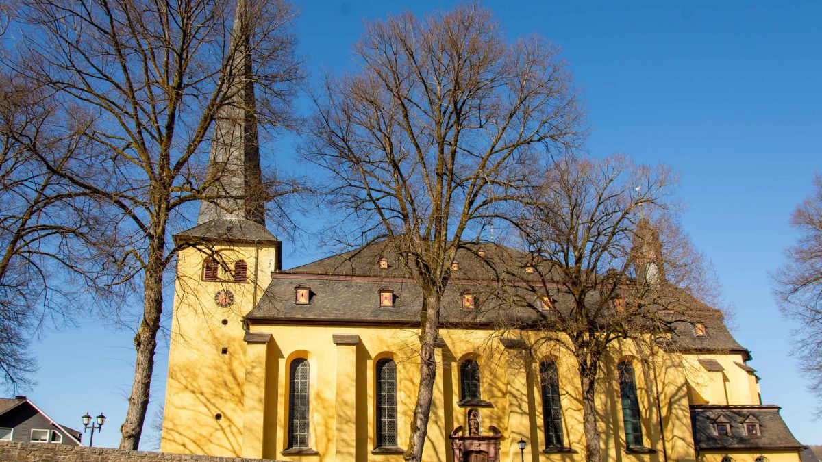 Die St. Severinus  Pfarrkirche Wenden. von Nils Dinkel