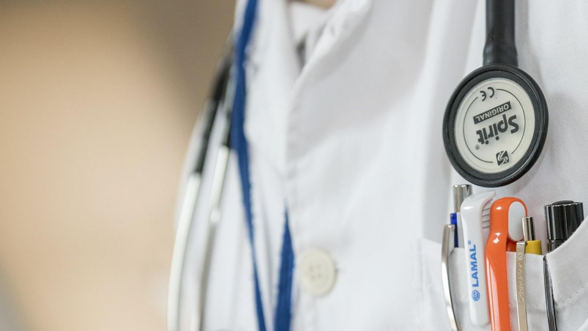 Symbolfoto für Arzt, Doktor, Verletzung, Behandlung. von pixabay.com