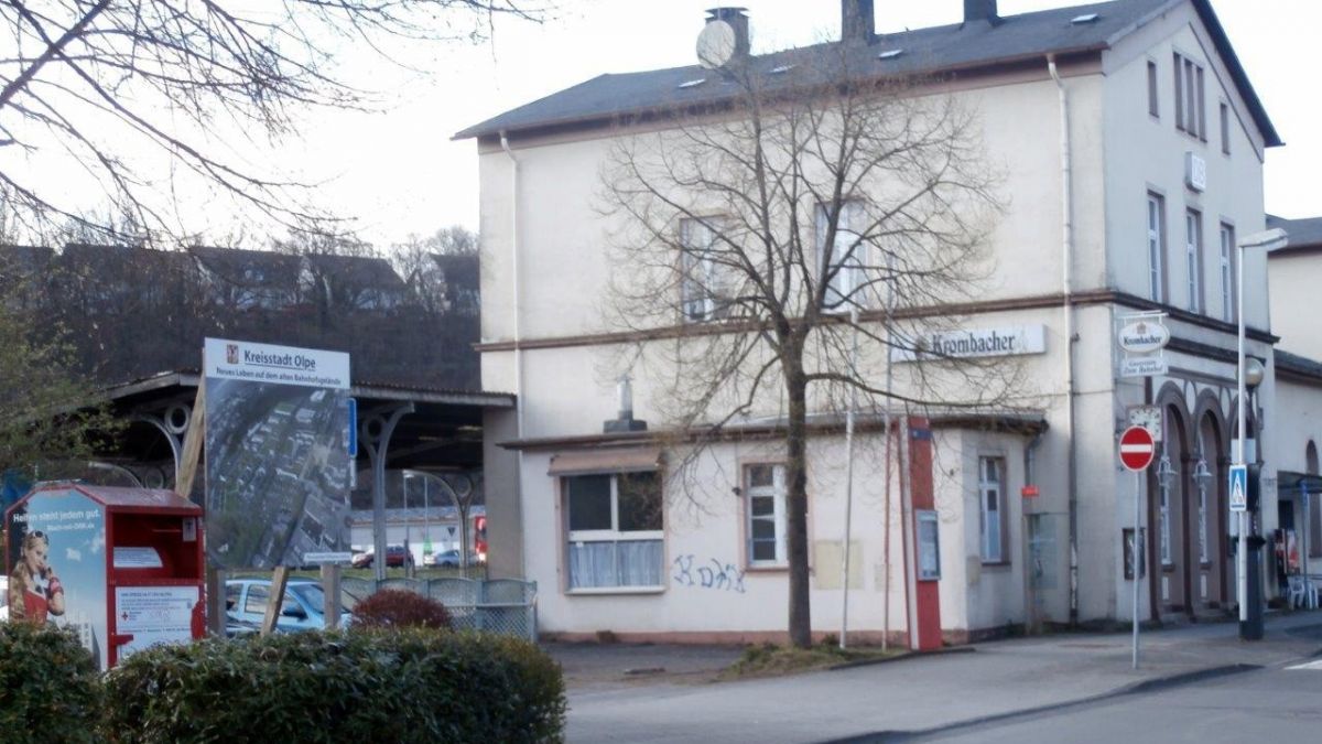 Der alte Bahnhof in Olpe. von Wolfgang Schneider