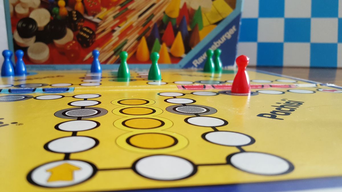 Brett-, Würfel- und Kartenspiele stehen bereit. von privat