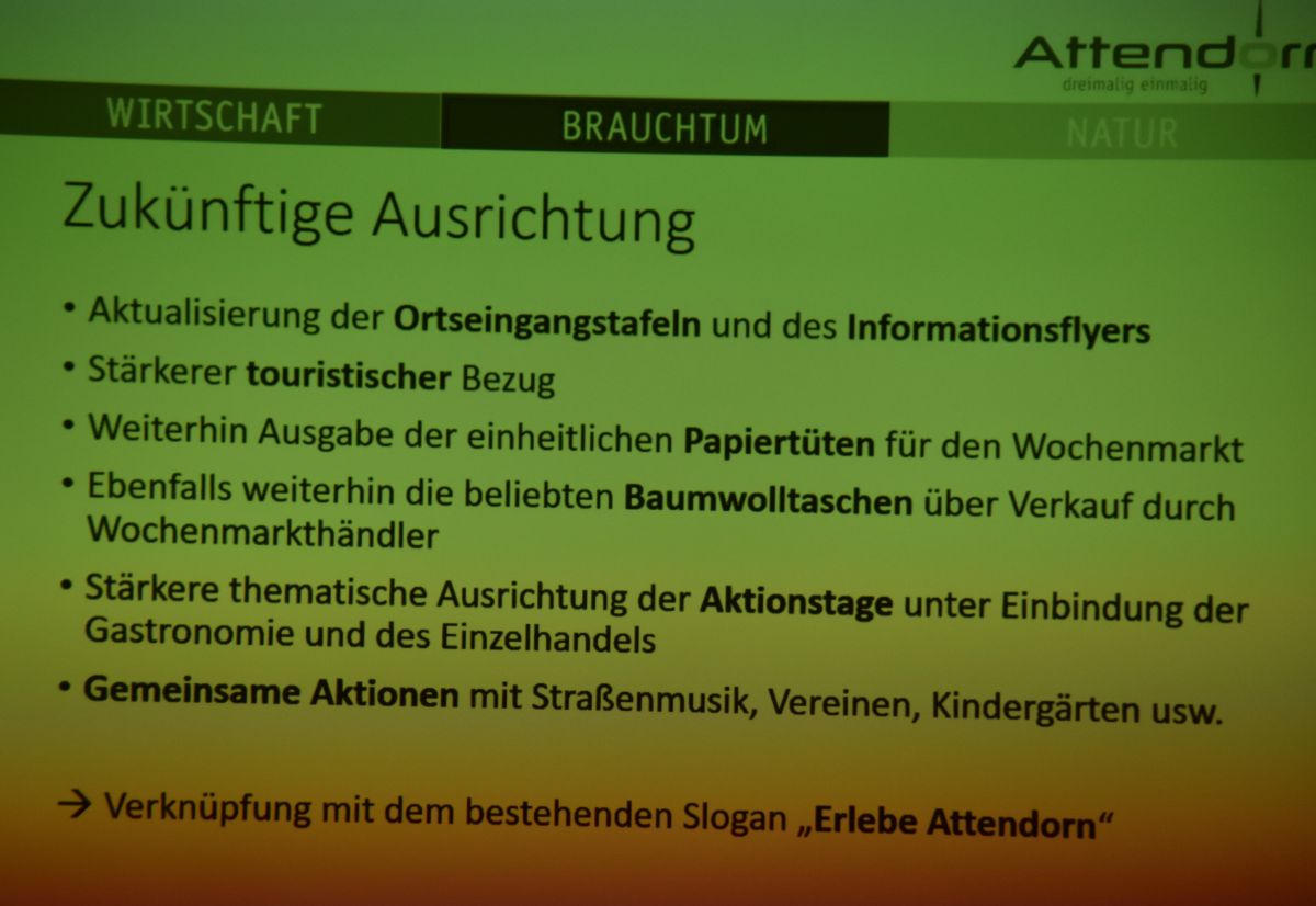 Bei der Jahreshauptversammlung der Werbegemeinschaft informierte Kristin Meyer über die zukünftige Ausrichtung des Marktes. von Nicole Voss