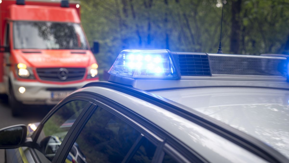 Symbolfoto: Polizei, Unfall, Einsatz, Feuerwehr von Nils Dinkel