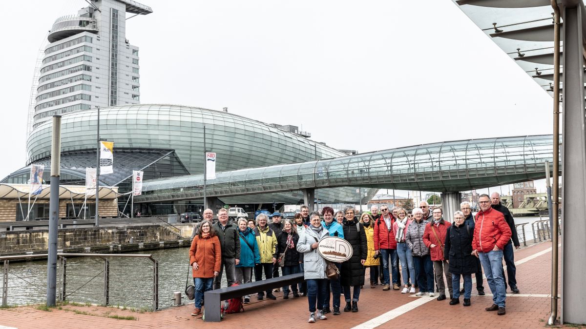 Der Attendorner SPD-Chef Wolfgang Langenohl reiste mit einer Gruppe nach Bremen. von Karl Dickel