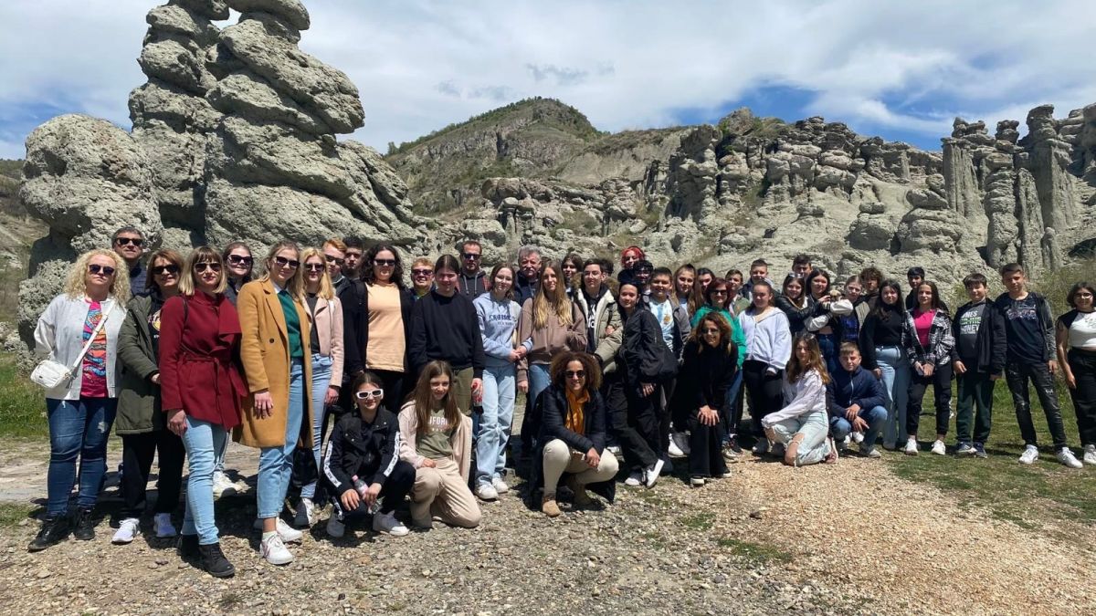 Vier Schüler der Hanseschule Attendorn waren mit zwei Lehrern in Nordmazedonien. von privat