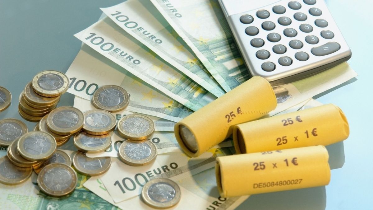Geld, Symbolfoto von IHK Siegen