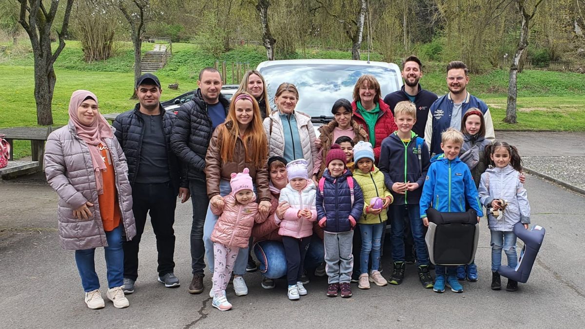 Für einige Bewohner der Flüchtlingsunterkunft in Heggen ging es jetzt zum Pepa Funpark nach Grevenbrück. von privat