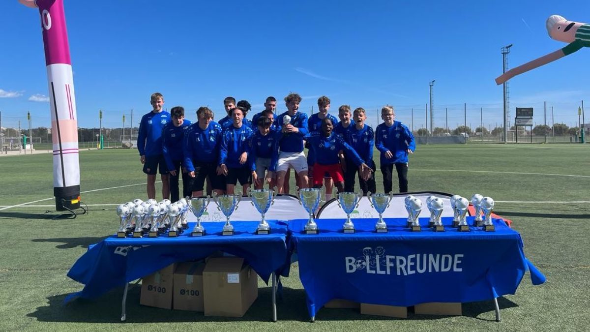 Die B-Jugend des SC LWL 05 Attendorn nahm jetzt an einem Turnier in Spanien teil. von privat