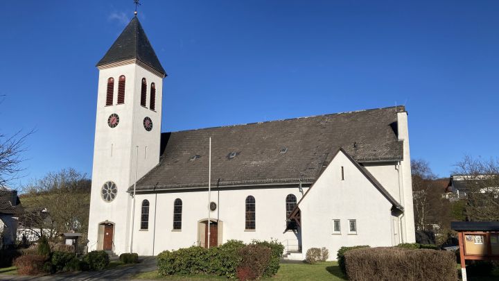 Die St.-Elisabeth-Kirche in Schönau.