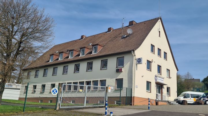 Das Jugendzentrum im Heggener Weg wird zur Flüchtlingsunterkunft umgebaut.