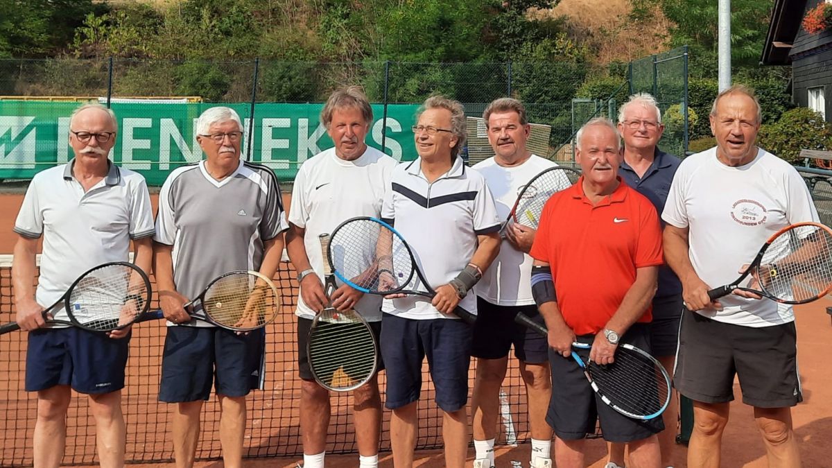 Das Team 70+ vom TC Kirchhundem. von privat