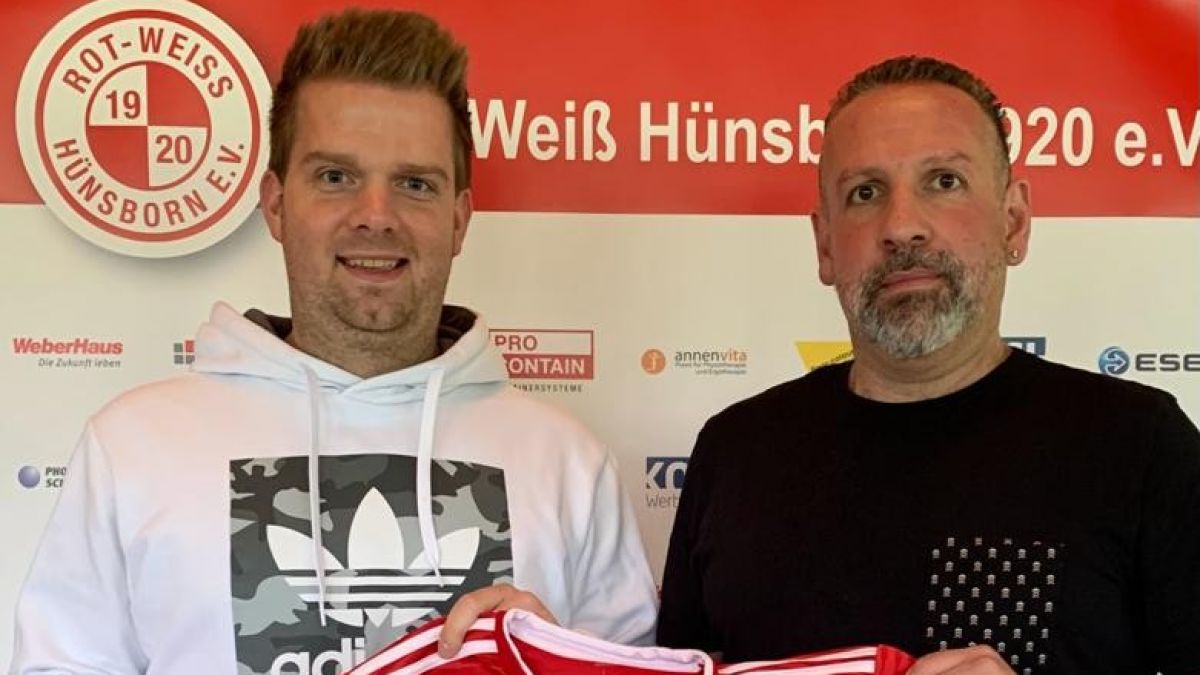 Bastian Schildt (links) mit dem sportlichen Leiter Alfonso Rubio Doblas. von privat