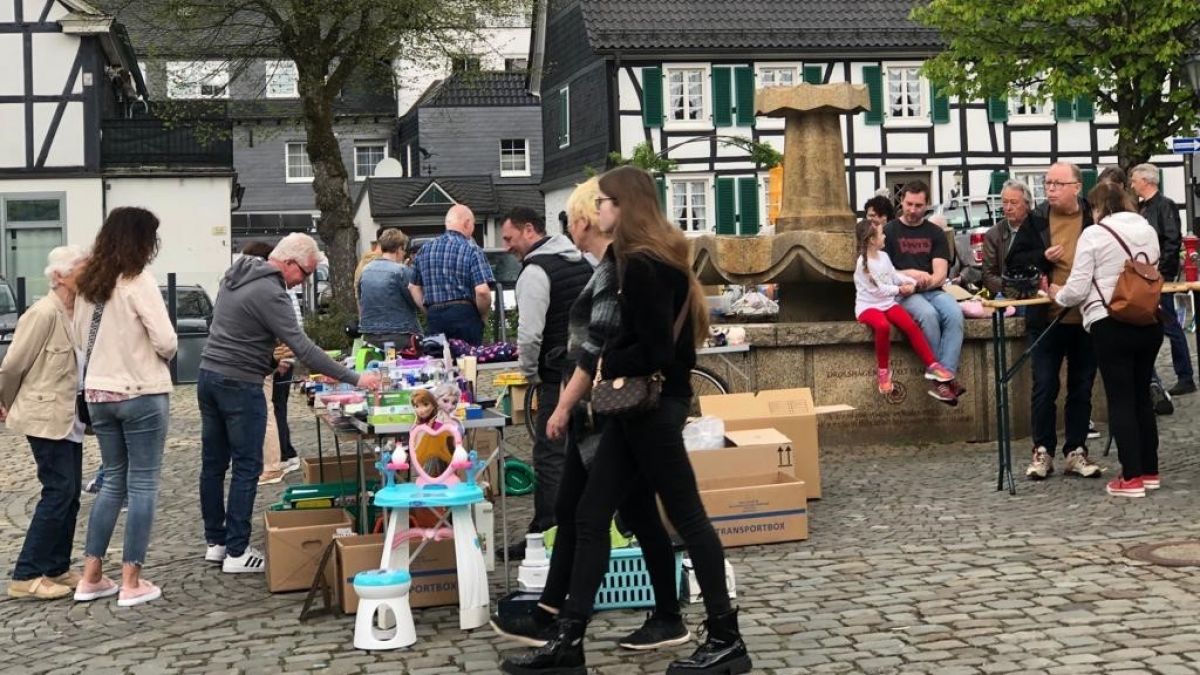 Seit 15 Jahren findet der Mövchenmarkt auf dem Drolshager Marktplatz statt. von privat