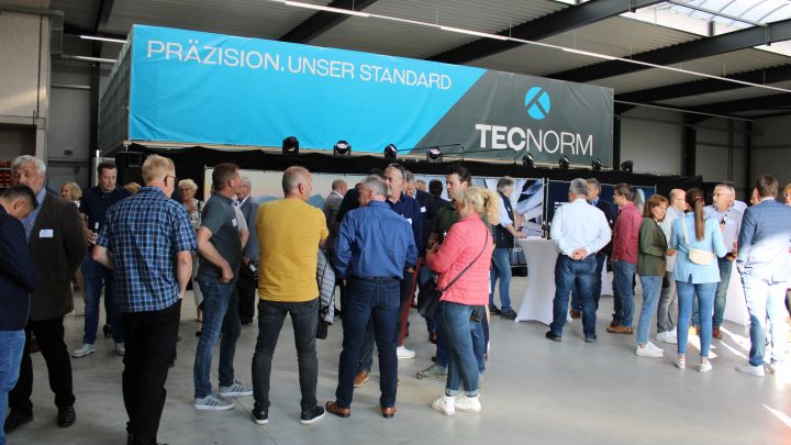 Einweihung des neuen TECNORM-Standortes bringt Geschäftspartner zusammen