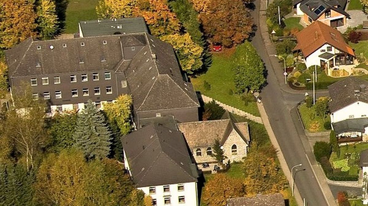 Die ehemalige Krankenhauskapelle aus der Vogelperspektive. von privat