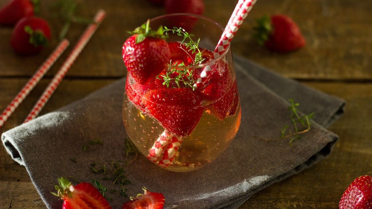 Die Erdbeer-Bowle war beim Erdbeer-Fest im Caritas-Zentrum Olpe sehr beliebt. von pixabay