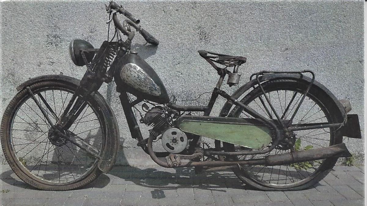 Ein Thema der aktuellen Ausgabe der Heimatstimmen: Das Motorrad der Hebamme Helene Keseberg aus der Museumssammlung der Stadt Olpe, zum „Sprechen“ gebracht durch ihren Nachlass im Stadtarchiv Olpe. von privat