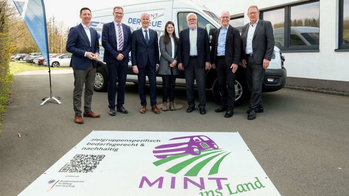 Archivfoto von der Vorstellung des Projekt „MINT ins Land“. von Universität Siegen