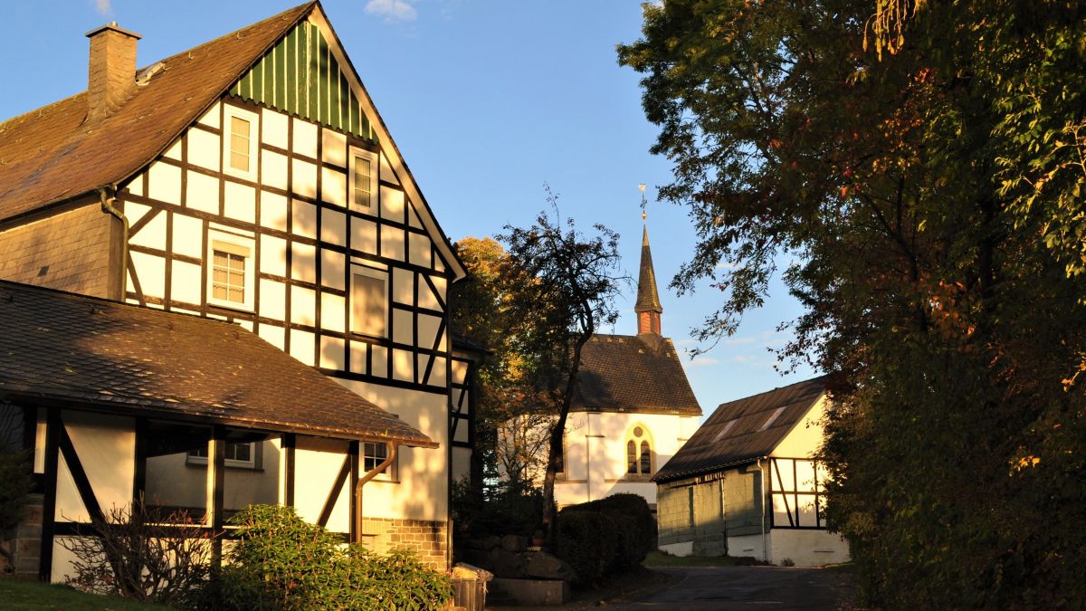 In der Kapelle in Sendschotten findet eine Marienandacht in Dräulzer Platt statt. von privat