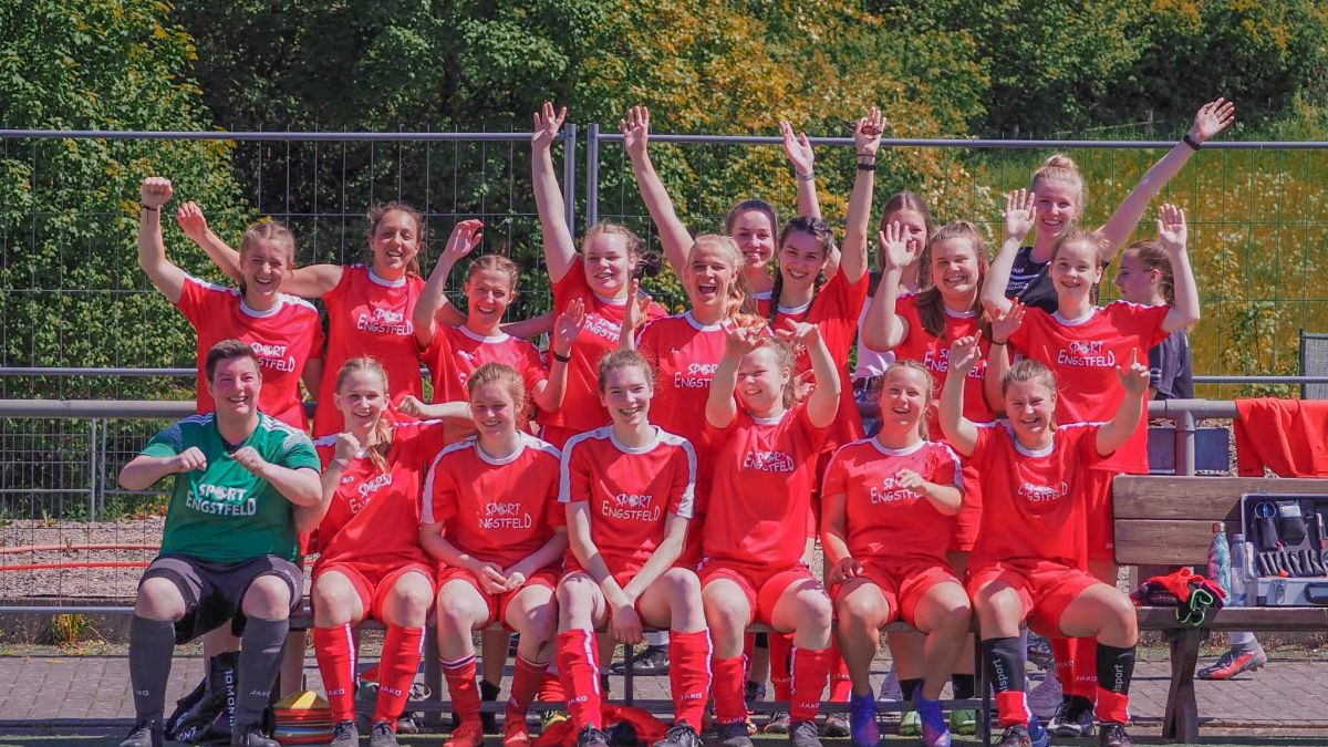 Die Frauenmannschaft von RW Ostentrop/Schönholthausen sucht für die neue Saison einen Trainer sowie neue Spielerinnen. von RWO