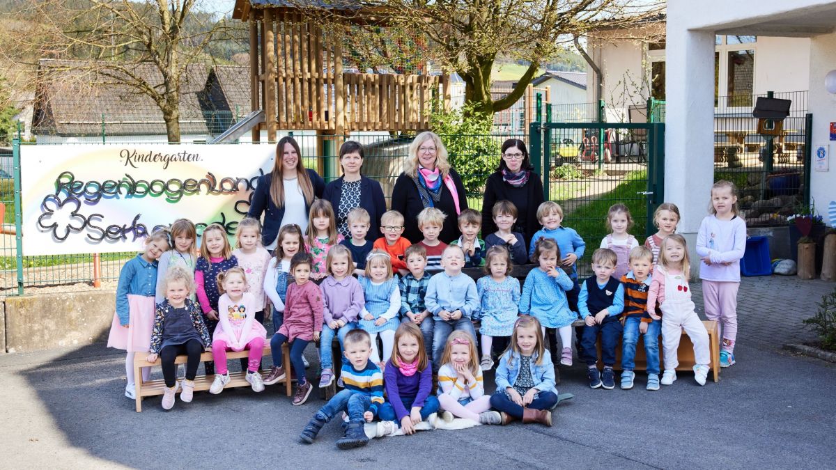 Die Kinder und Erzieherinnen des Regenbogenlandes freuen sich auf viele Besucher. von privat