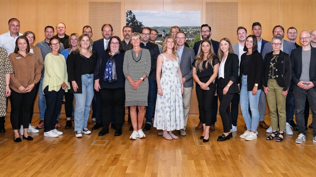 Vertreter der ausgezeichneten Unternehmen. von IHK Siegen