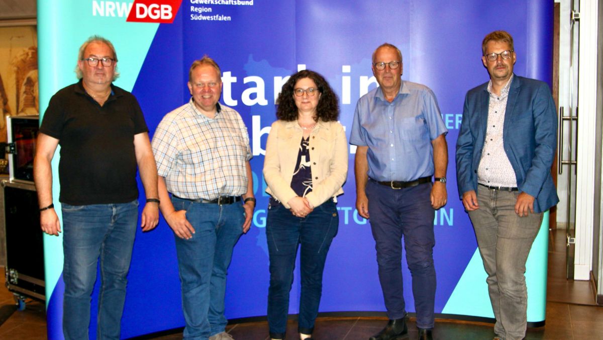 Sprachen über Digitalisierung (von links): Ingo Degenhardt, André Arenz, Inger Korflür, Dietmar Schwalm und Tobias Schulte. von Silke Clemens/DGB