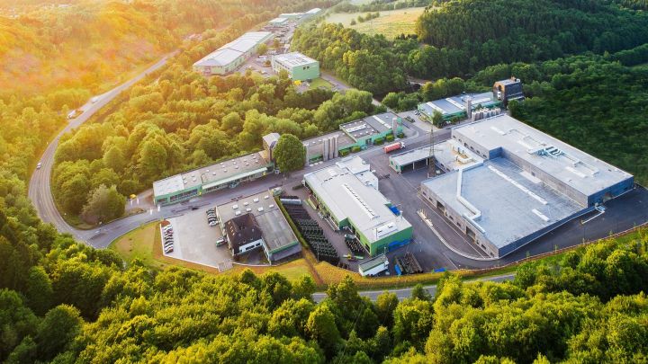 Am Firmensitz in Attendorn entstehen Rohrleitungssysteme 100 Prozent „Made in Germany“.