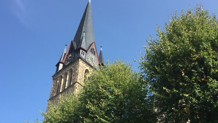 Die St.-Agatha-Kirche in Altenhundem wurde im September 1901 geweiht.
