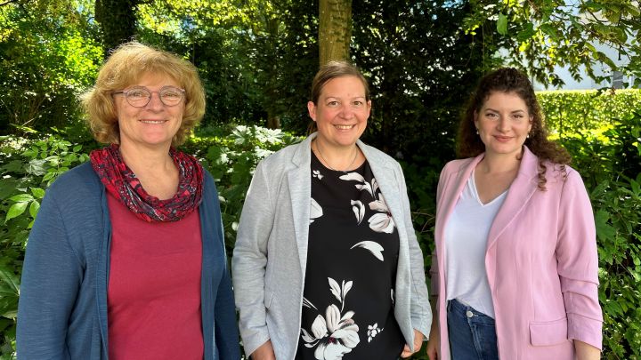 Die Beraterinnen von MBE und JMD (von links): Angelika Link (Internationaler Bund), Yvonne Kolarec...