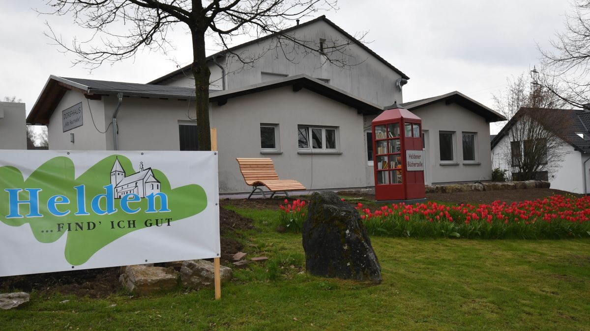 Der Dorfverein Helden lädt zum ersten Dorf-Café im neuen Dorfhaus „Alte Feuerwehr“ ein. von Dorfverein Helden