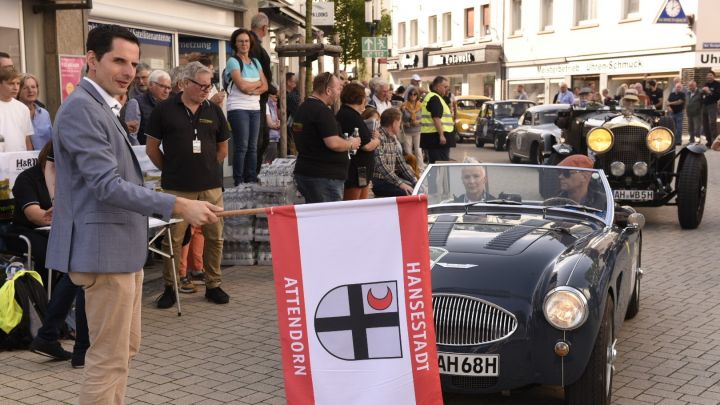 Start der Sauerland Klassik Rallye - die ersten Fotos