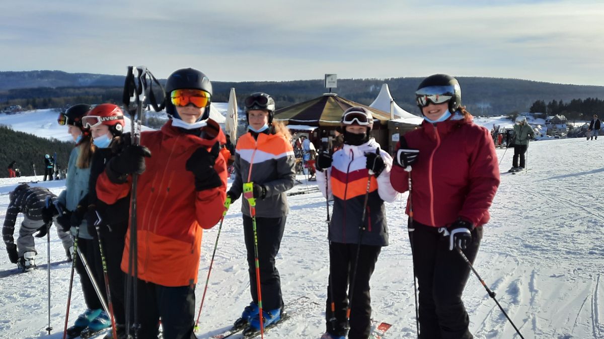 Der WSV bietet in Kooperation mit den beiden Sportjugenden der Kreissportbünde Olpe und Hochsauerlandkreis eine Sporthelfer II Ausbildung mit dem Schwerpunkt Ski an. von privat