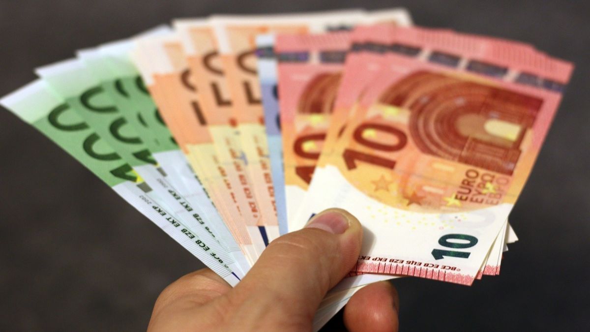 Geld, Geldscheine, Symbolfoto von Pixabay.com