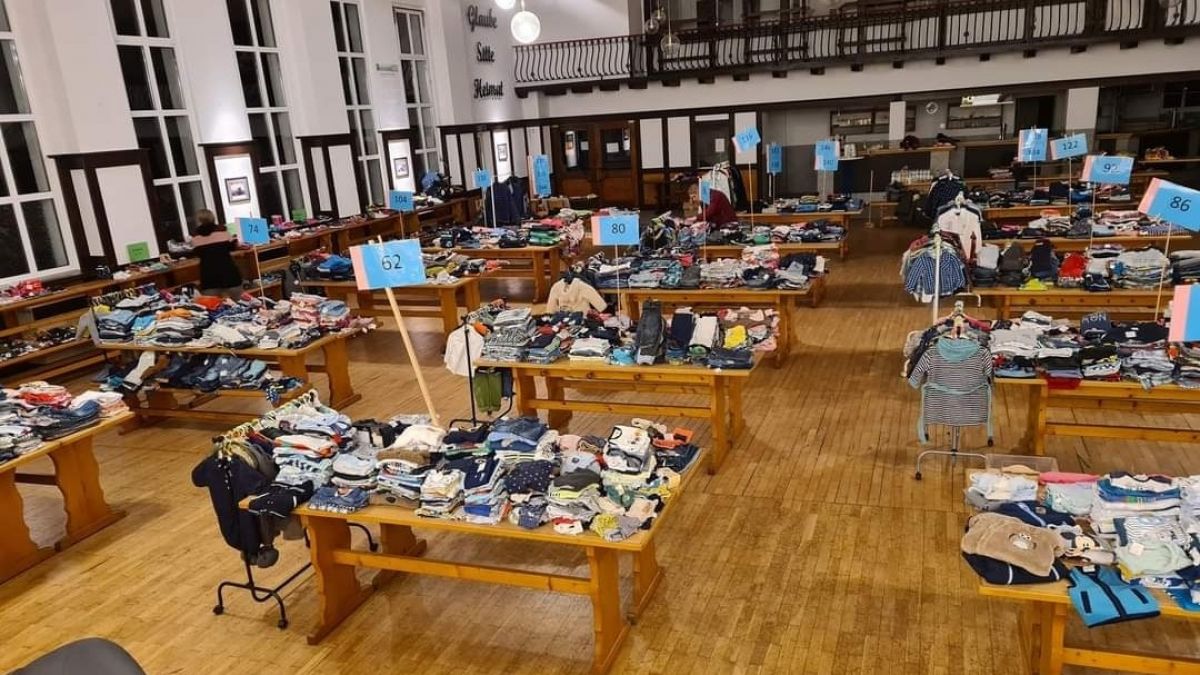 Zum zehnten Mal organisiert der Elternverein Kindergarten Heinsberg einen Abgabeflohmarkt. von privat