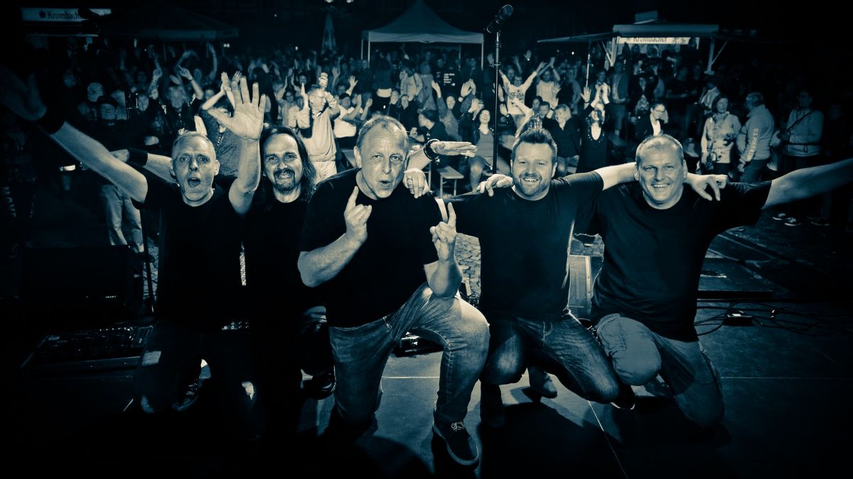 Die Cover-Band „Zum Horst“ spielt wieder beim Rocktoberfest im Schrabben Hof. von privat