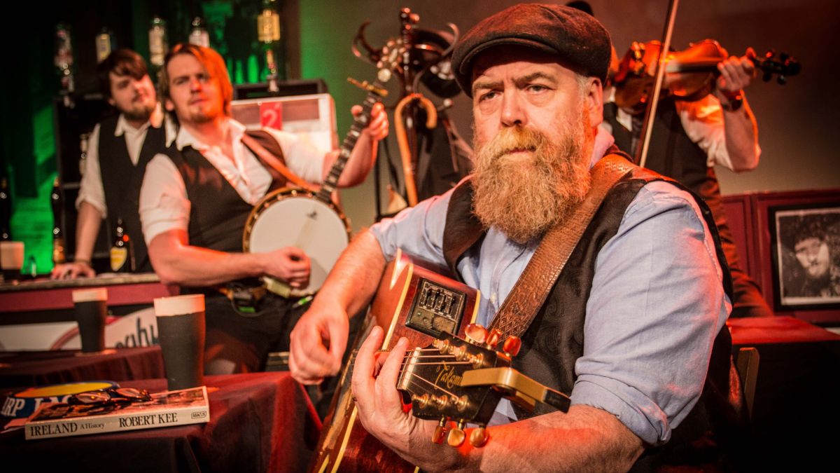 Seven Drunken Nights – The Story of The Dubliners findet in der Festhalle Finnentrop statt. von New Metropol Concerts GmbH