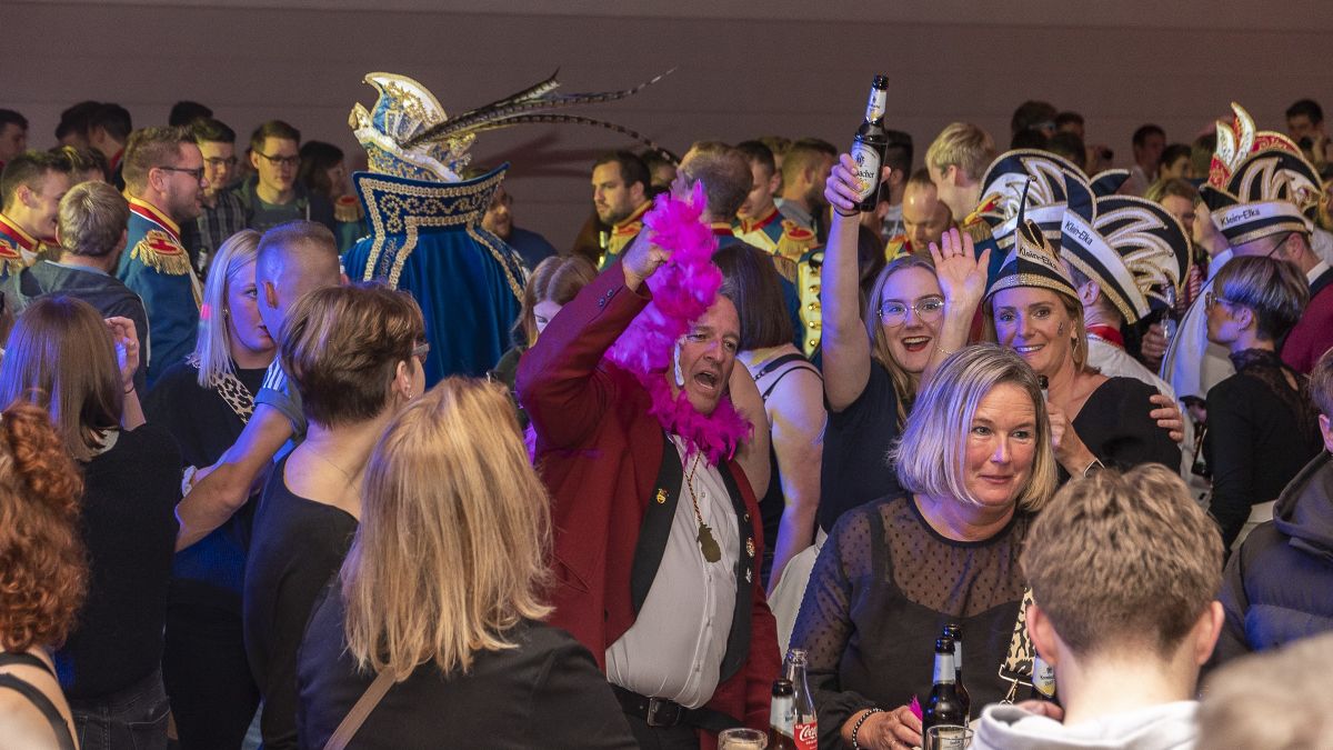 Jede Menge närrisches Treiben ist bei der Prinzen-Party von Klein-Elka garantiert - und nebenbei wird das Geheimnis um die neue Tollität gelüftet. von privat