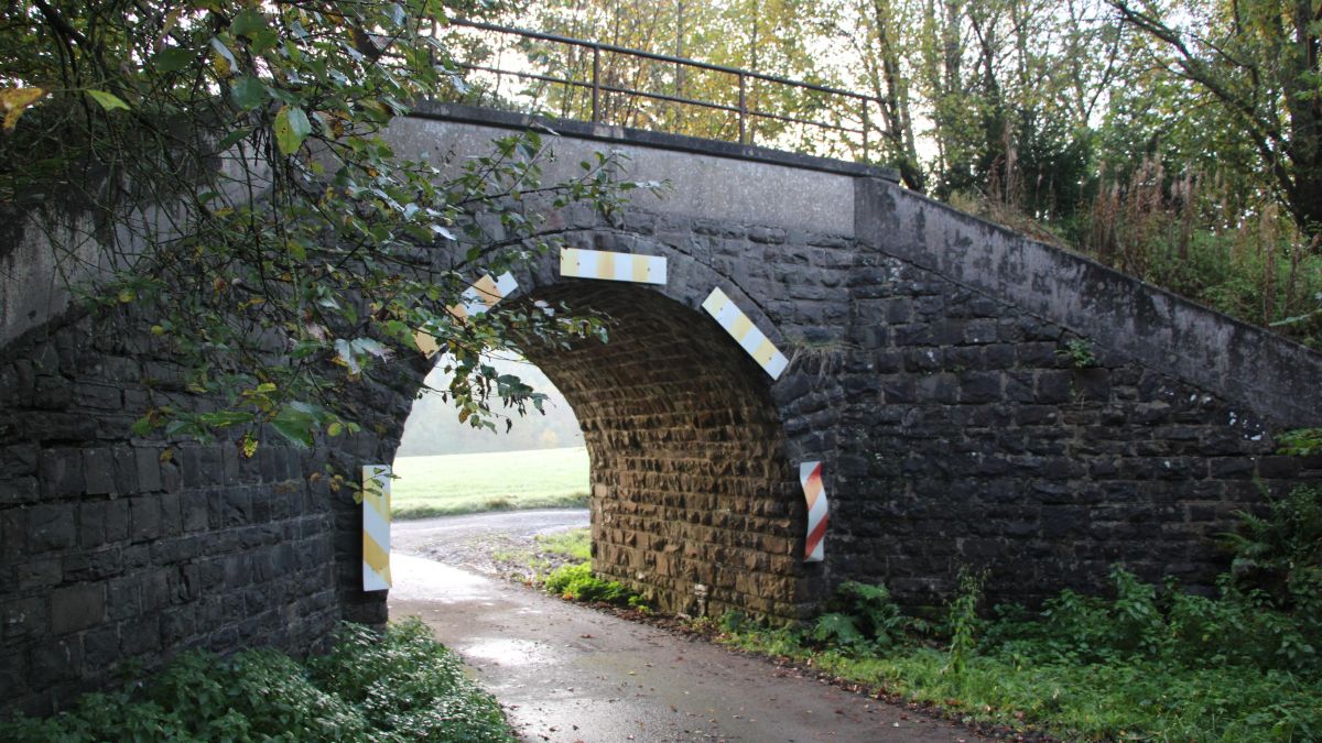 Das ehemalige Bahnviadukt bei Trömbach. von Lorena Klein