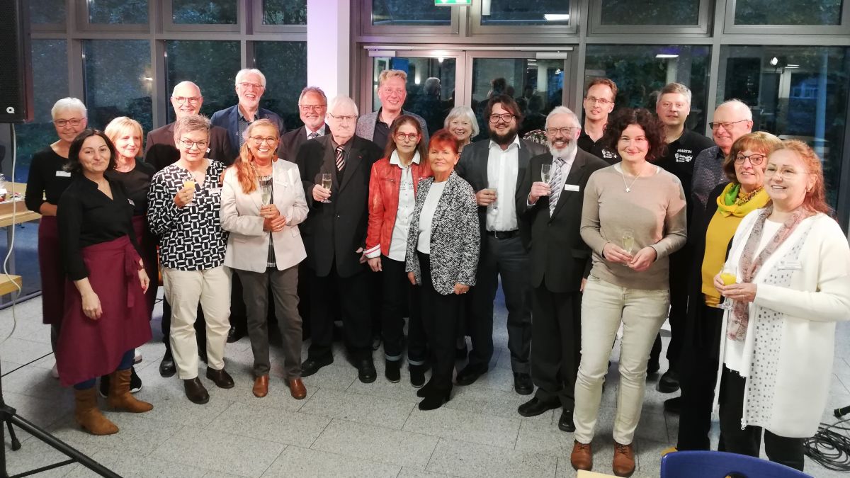 Paul-Wilhelm Thiel wurde zum Ehrenvorsitzenden der Kulturgemeinde Hundem-Lenne ernannt. von Birgit Boehm