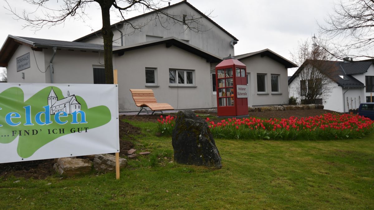 Im Dorfhaus Helden findet ein Vorlesenachmittag statt. von Dorfverein Helden