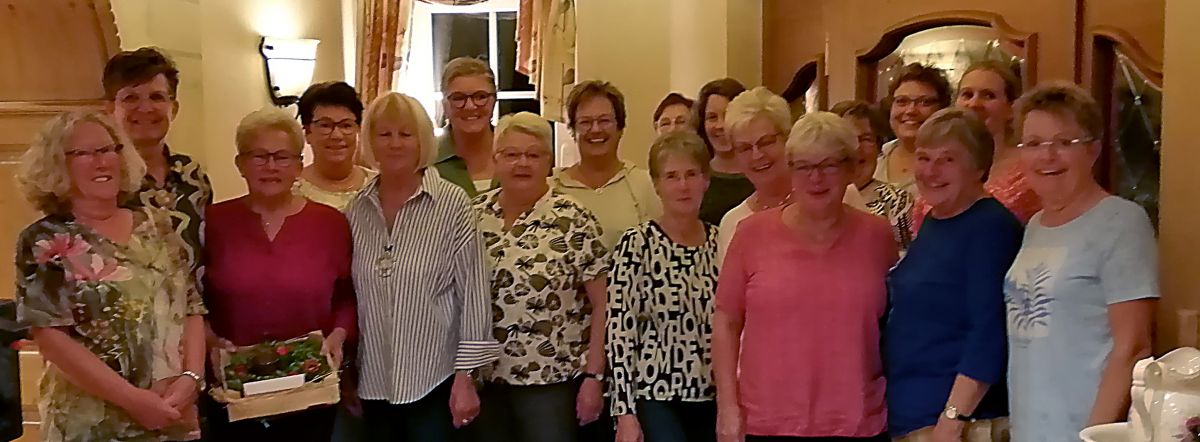 Zum Dankeschön-Abend hatte die Bezirks-kfd Elspe nach Selbecke eingeladen. von privat