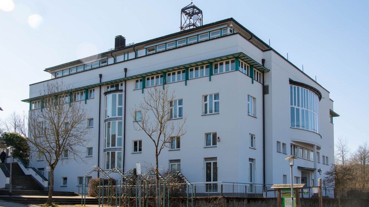 Das Rathaus der Gemeinde Wenden. von Nils Dinkel