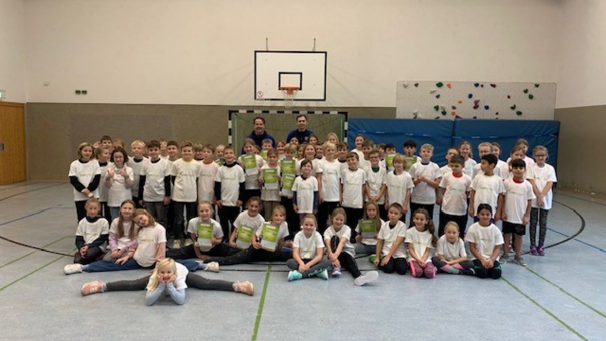 Die Grundschüler in Heinsberg erlebten einen tollen Fußballtag. von privat