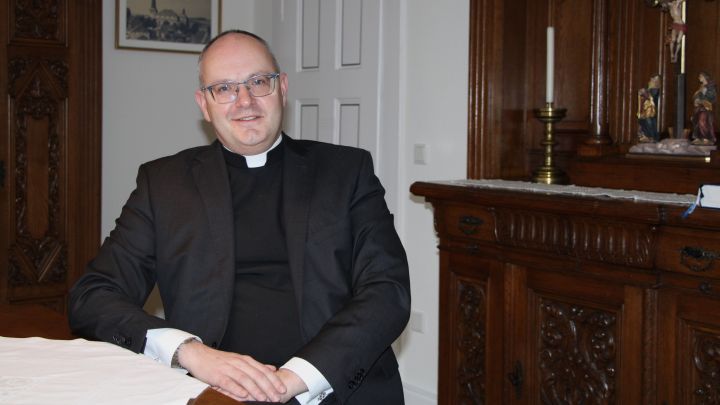Pastor Christian Elbracht ist seit gut 100 Tagen im Wendener Land. Bald wird er offiziell zum...