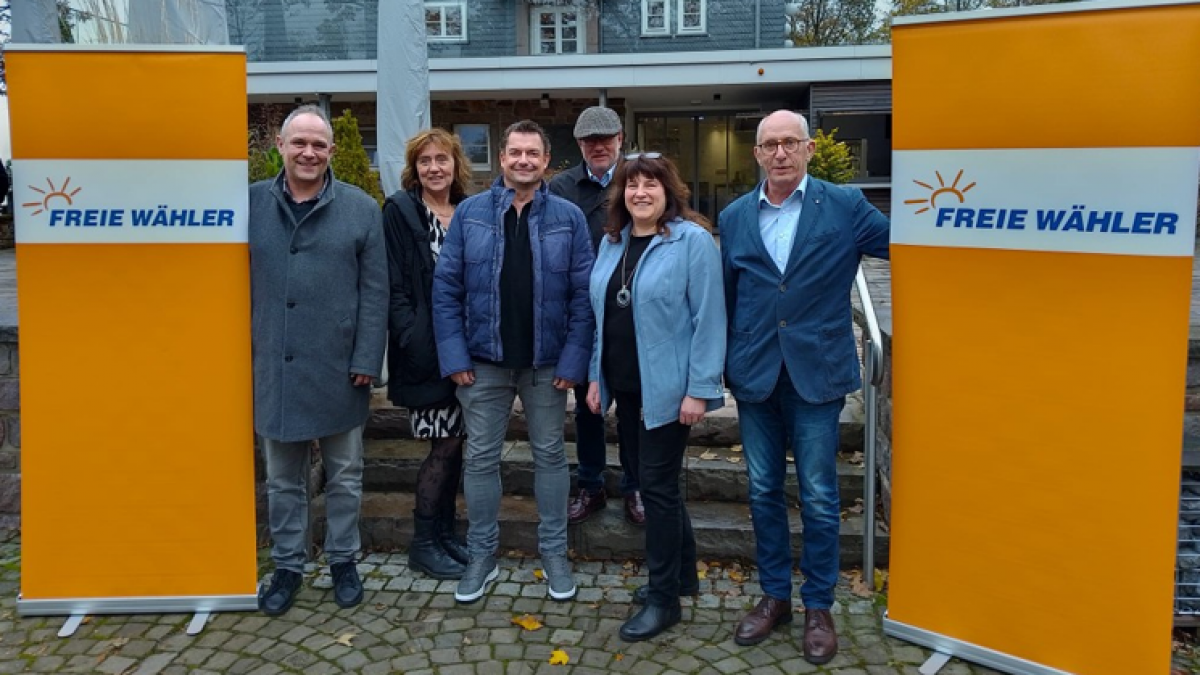 Thorsten Scheen, Christa Hudyma, Jörg Hunold, Christian E.Wolf, Marion Linde und Meinolf Schmidt (von links). von privat