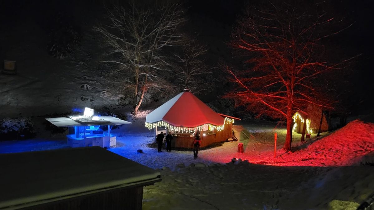 Der Weihnachtsmarkt in Hofolpe findet vom 8. bis 10. Dezember statt. von privat
